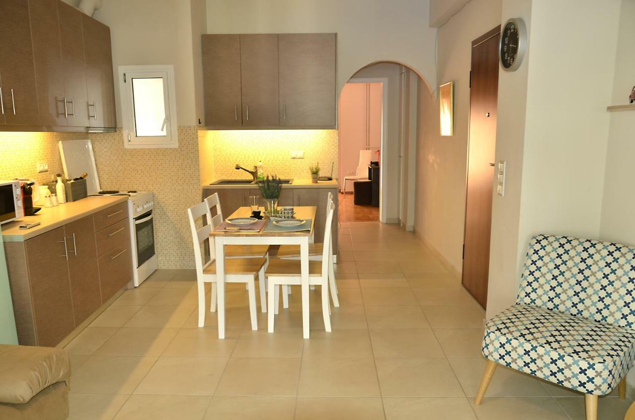 Just 9 Min From Acropolis Apartamento Atenas Exterior foto