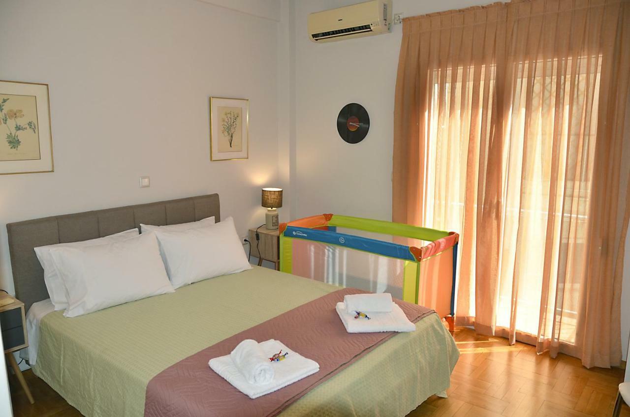 Just 9 Min From Acropolis Apartamento Atenas Exterior foto