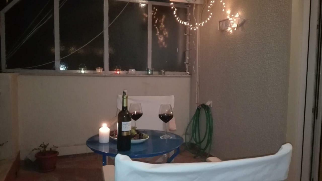 Just 9 Min From Acropolis Apartamento Atenas Exterior foto